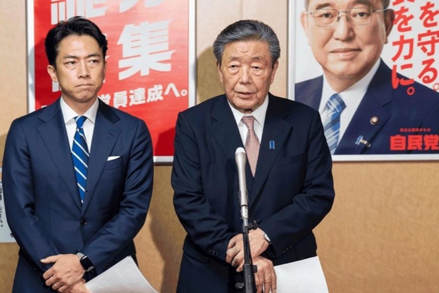 森山幹事長・小泉氏会見　画像